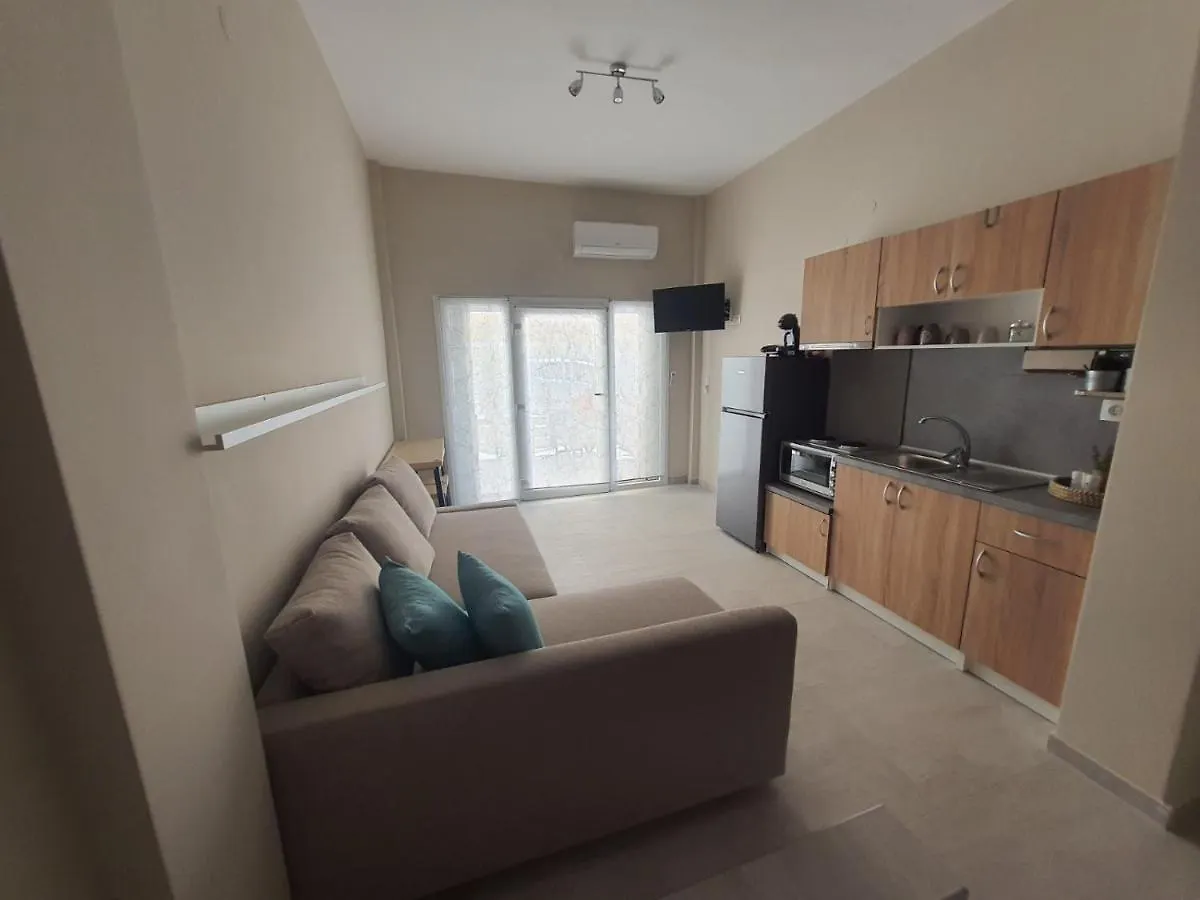 New Apartment ,50M From The Sea At Nea Irakleia.
